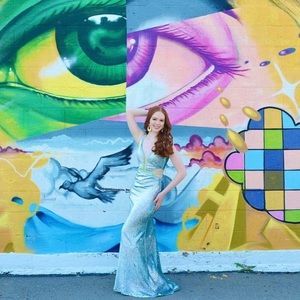 Meet your Posher, Julia